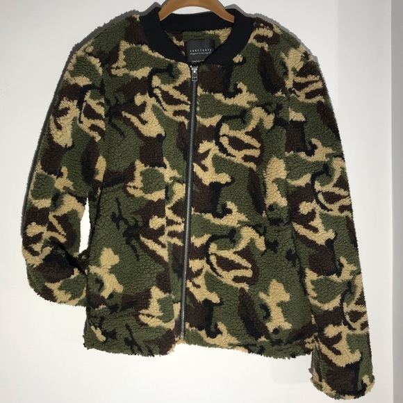 Sanctuary Jackets & Blazers - NWT Sanctuary Camo Sherpa Bomber Jacket Coat